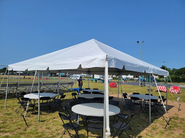 20x20 Tent & 7in1 Combo Bounce House