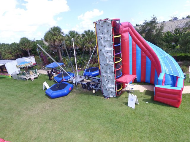 The Spider Mountain Rockwall Bungee | Premier Bounce n Slide | South ...