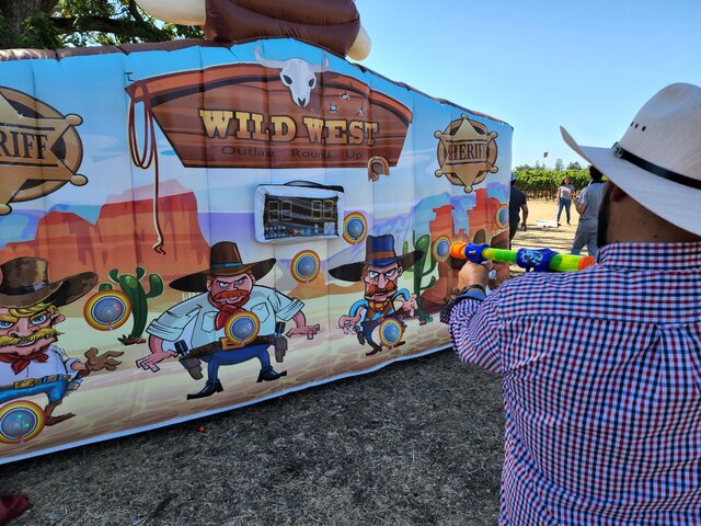 wild west outlaw round up game rental