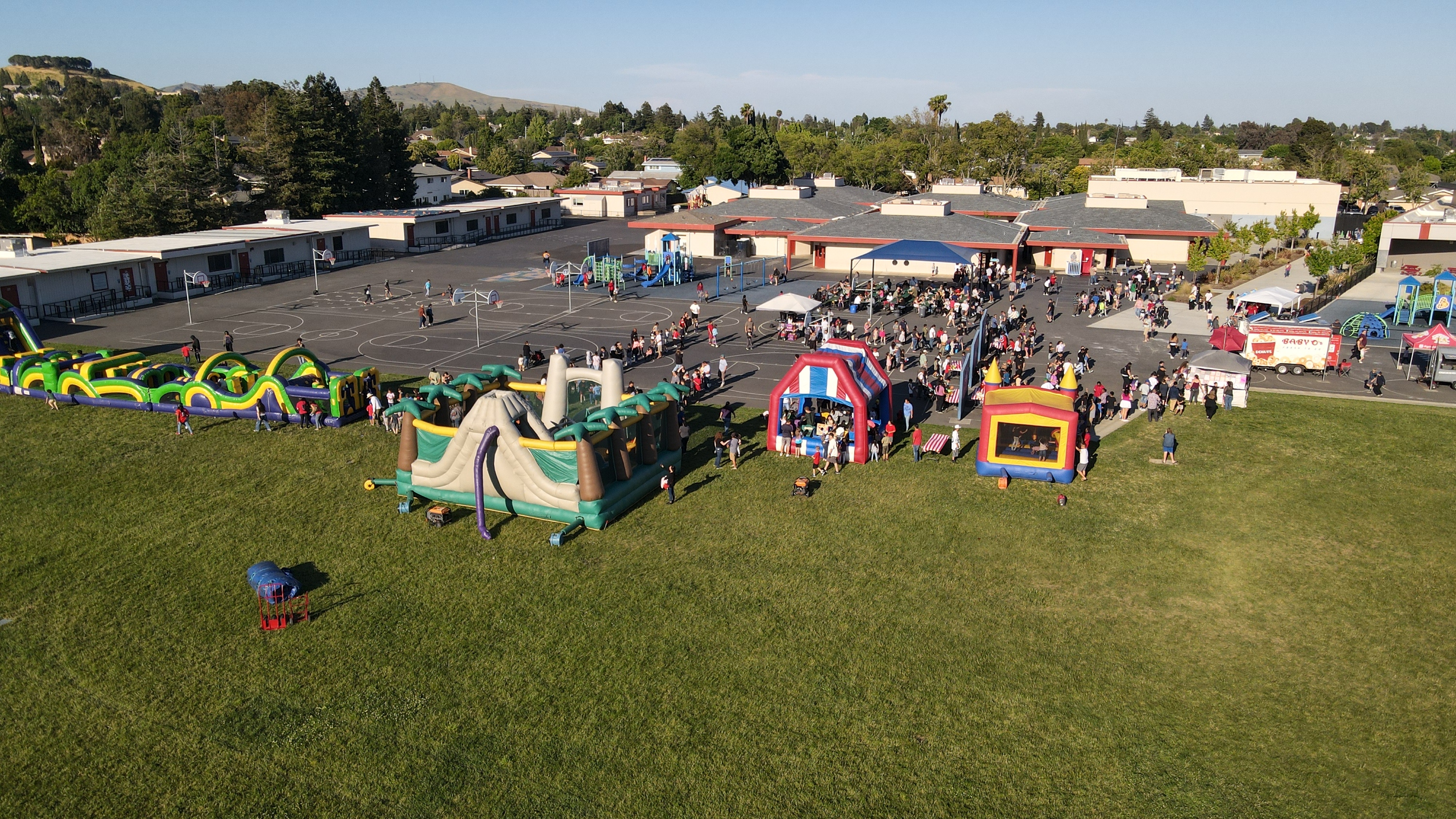 fairfield california inflatable bounce house and carnival game rentals
