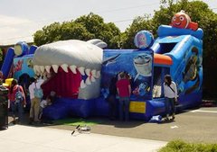 Finding Nemo Playzone Bounce house - 25x25x14H