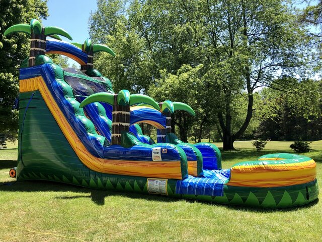 Emerald Rush Water Slide 