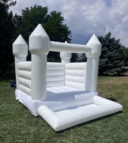 White Toddler Bounce House