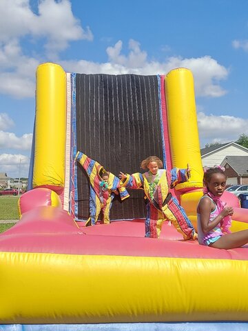 Velcro Wall, Interactive Inflatable