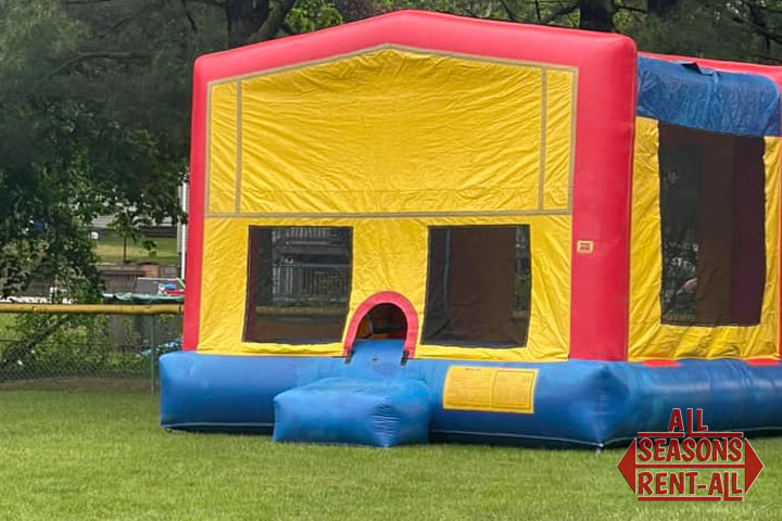 inflatables for rent in norwood massachusetts