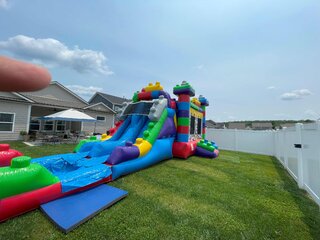 Mega Blocks Dual Lane Combo with Pool (Wet or Dry)