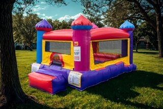 Mini Jump and Ball Pond Bounce House (Dry Only)