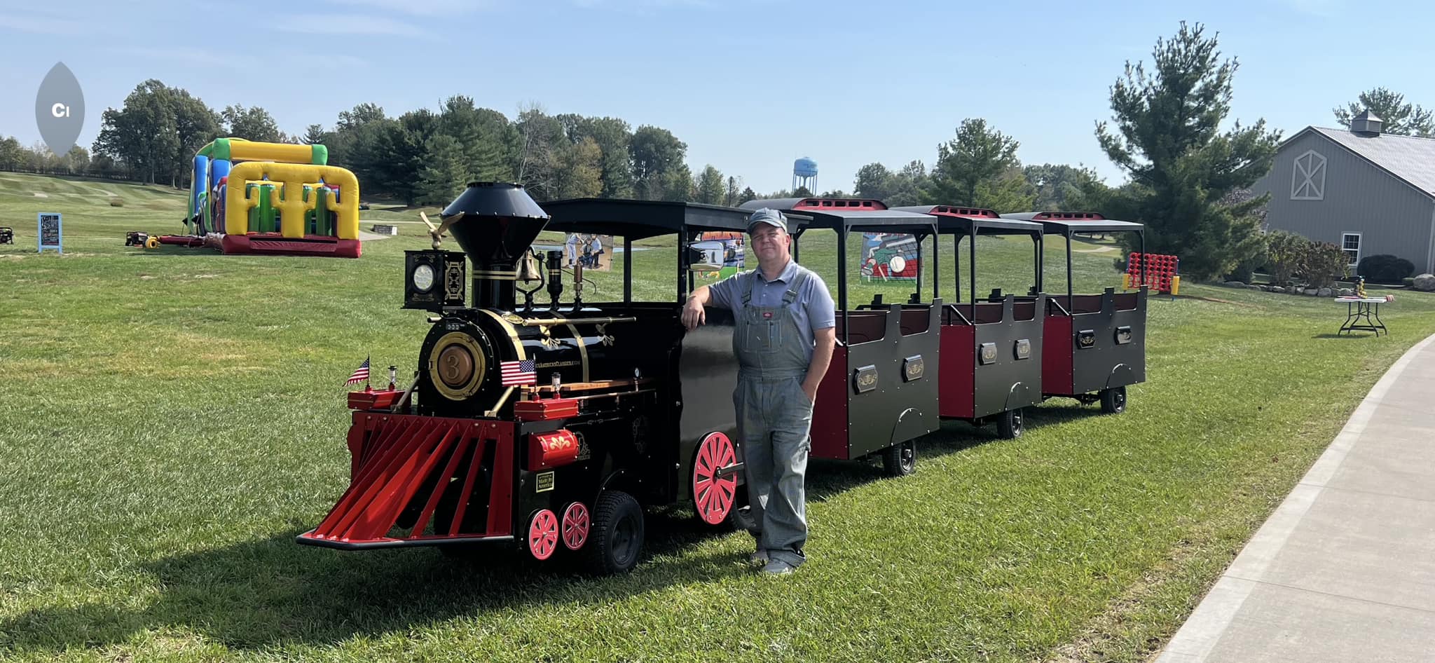 Trackless train rental for city events