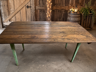 Sweetheart table 