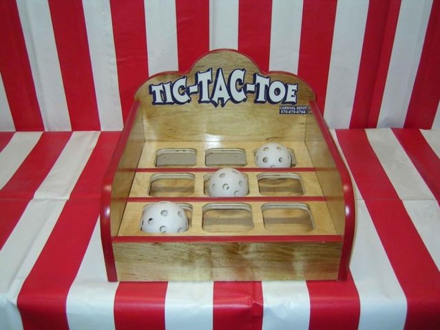 Tic-Tac-Toe Carnival Game