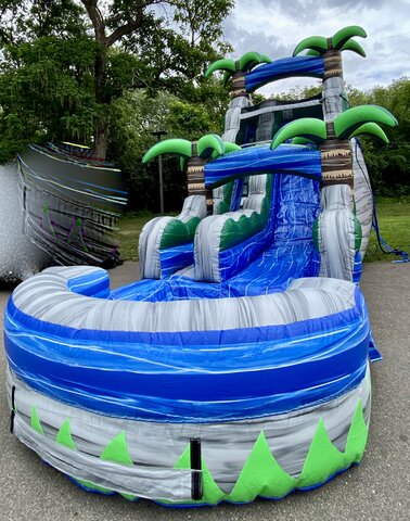 18' Cascade Crush Water slide