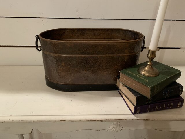 Container- Oval Copper Pan w ring handles