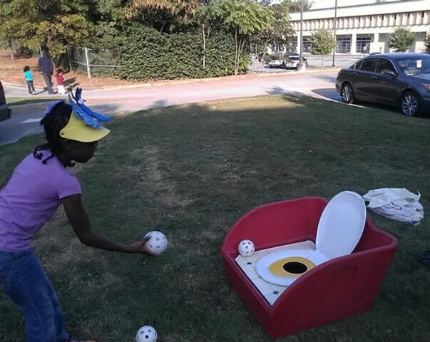 Potty Toss Game