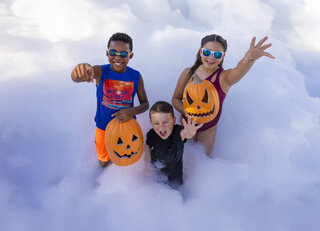 1HR Foam Party