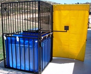 Dunk Tank (Red)