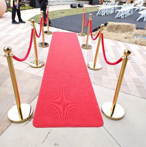 15ft Red Carpet and (8) Gold Stanchions (step and repeat)