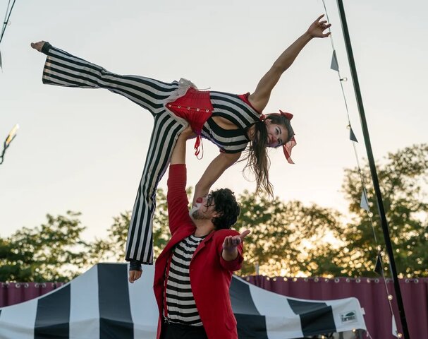 Acrobatic Duo and Circus Performers
