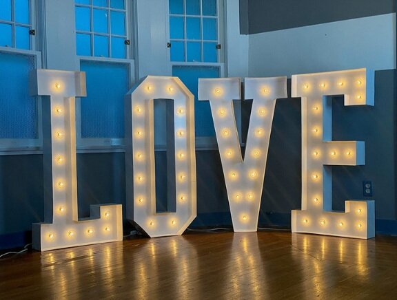 L O V E 4ft Marquee Letters (love)