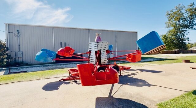 Zoomer Carnival Ride