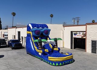 18' Wild Wave waterslide