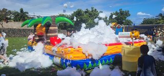 Foam Pit and Machine