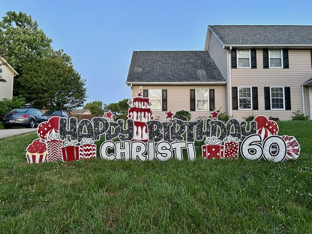 birthdaycrimsonwhiteyardsign