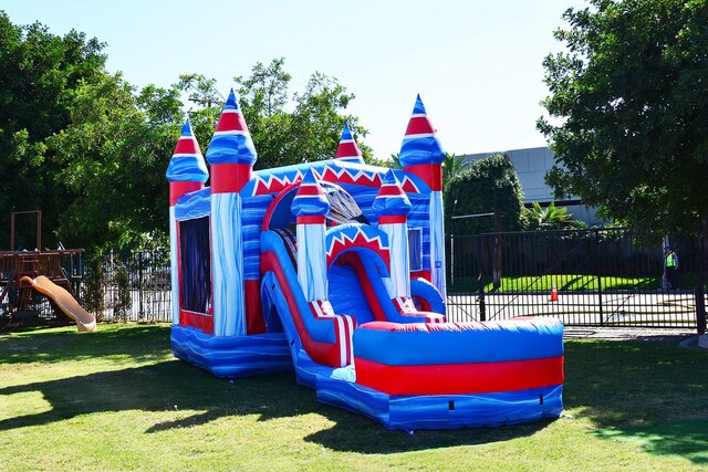 Mega Flash Combo Bounce House with Slide (Wet)