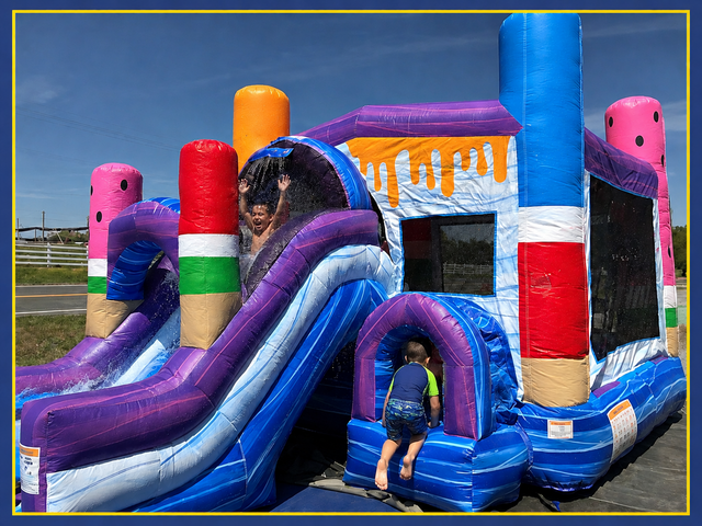 Ice Pop Combo Bounce House with Slide (Wet)