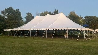 60x100 Pole Tent <p>(Seats 450-600 People)</p>  