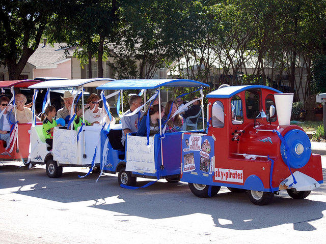 Trackless Train (with driver)