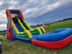 20 ft. Single lane wet/dry waterslide w/pool