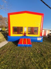 CLASSIC LARGE BOUNCE HOUSE