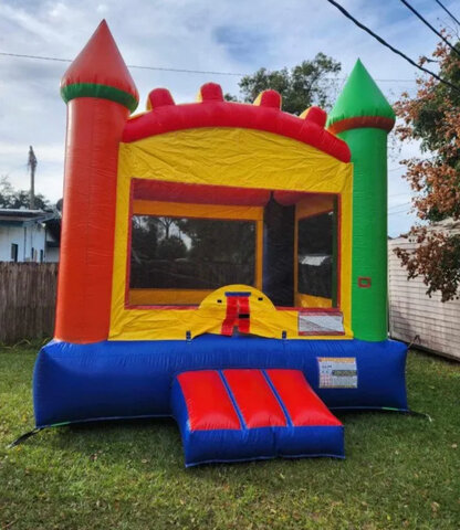 13x13 Multicolor  Bounce House