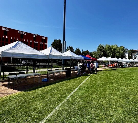 10x10 Tent Package (Seating for 15