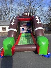 Football Toss