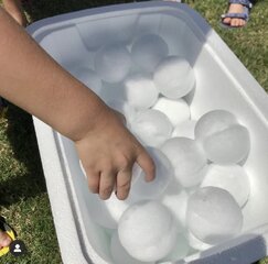 Real Snowball Fight