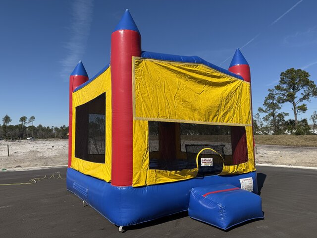 Multicolor Bounce House