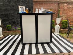 4ft Black/white Folding Bar
