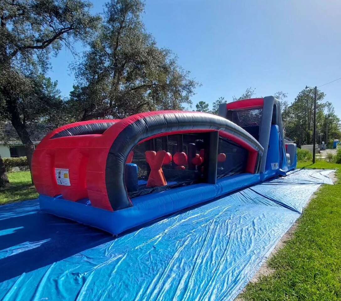 Backyard inflatable obstacle course rental by Sunny Inflatables in Florida