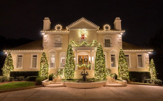 Warm White LIGHTING ROOF TWO STORY HOME SERVICE