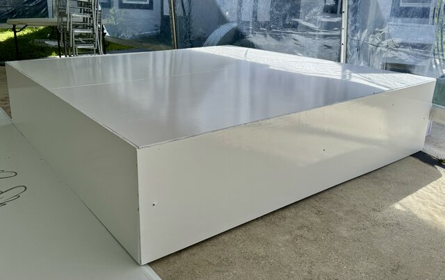 8' x 8' Stage White (20” high)