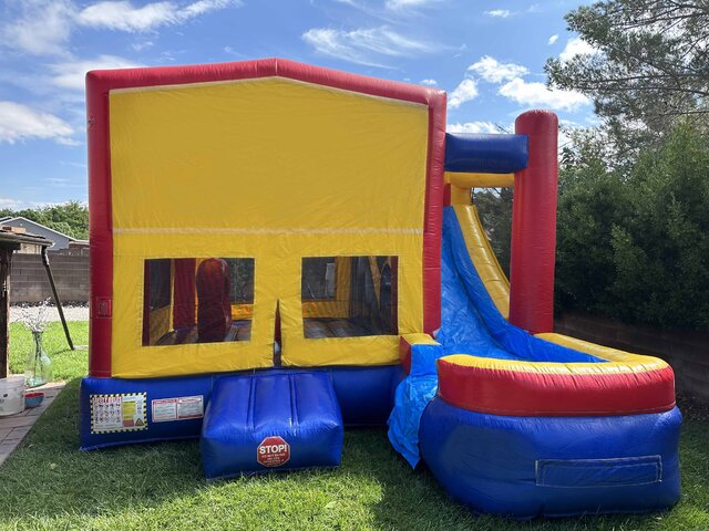 7 in 1 Bounce House