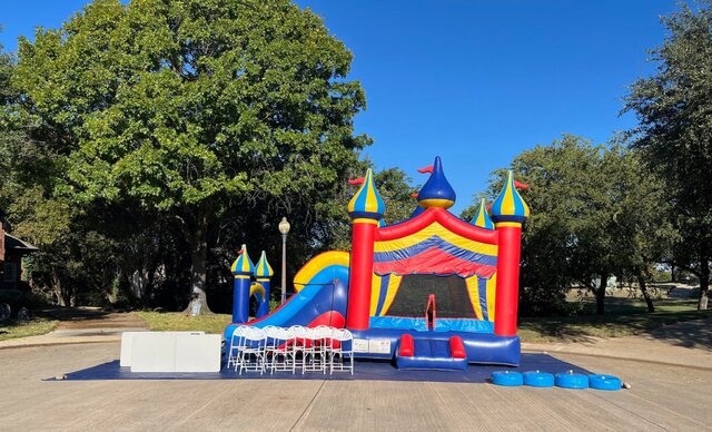 (#24)  Circus Top With Basketball Hoop