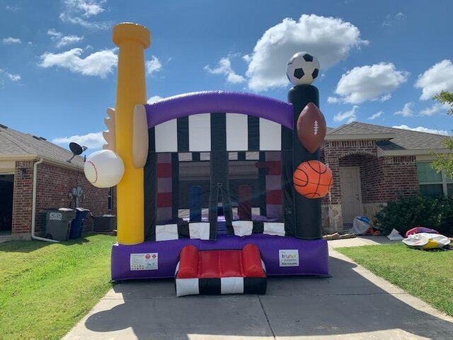 (#33) 3D Referee Sports Bounce House