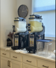 <p>6 Gallon With 2 Margarita Machines</p>