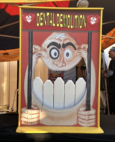Dental Demolition Booth Game