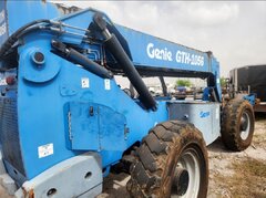 Genie Skytrak