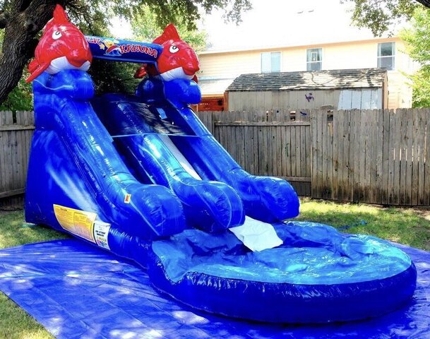 Blue Lil' Kahuna Water Slide in Memphis