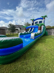 18ft Tall Dual Lane Green Gush