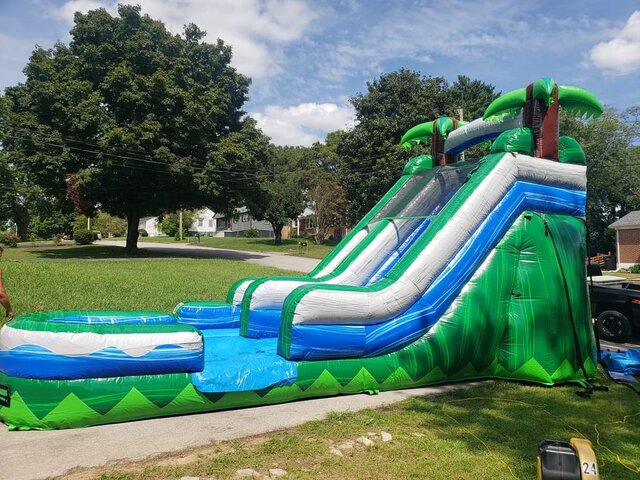 15' Emerald Island Dry $259